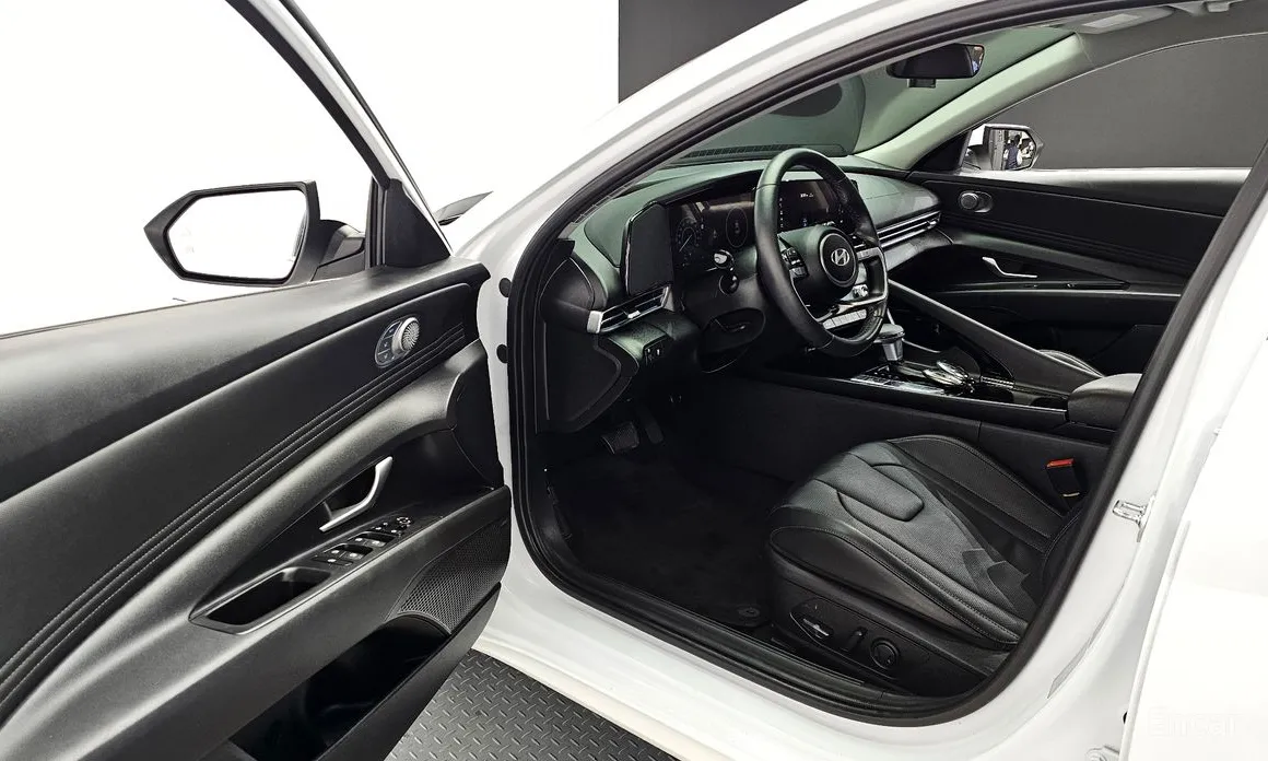 Hyundai Avante 2023 1.6