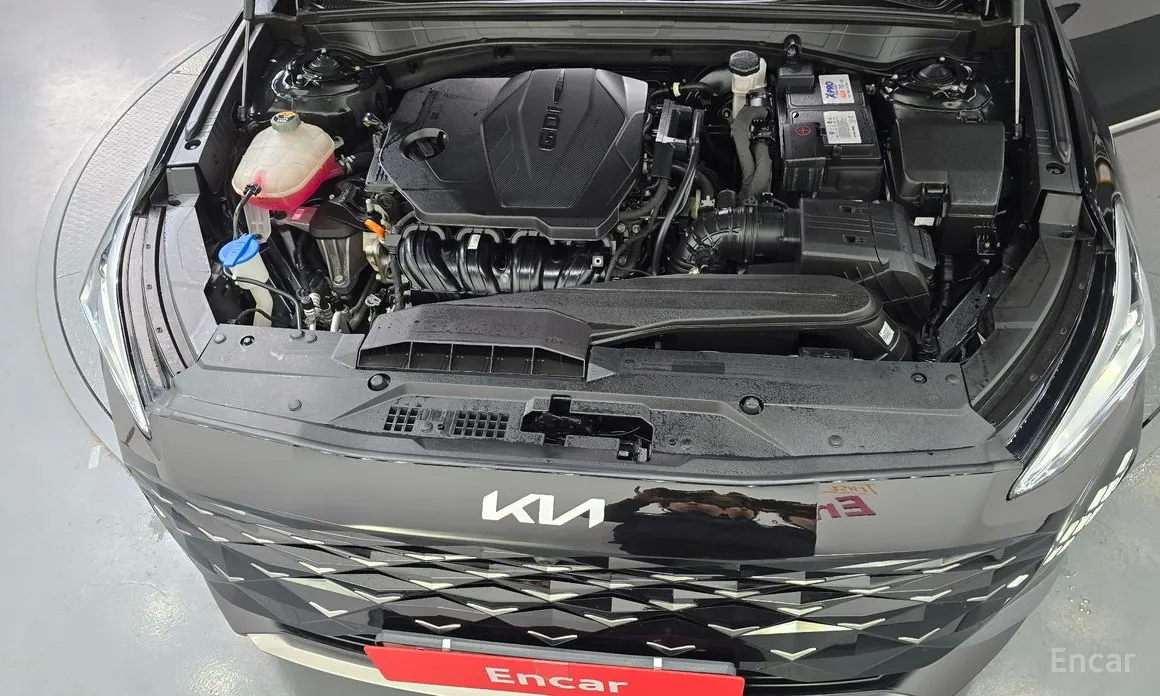 Photo 6 - Kia K8