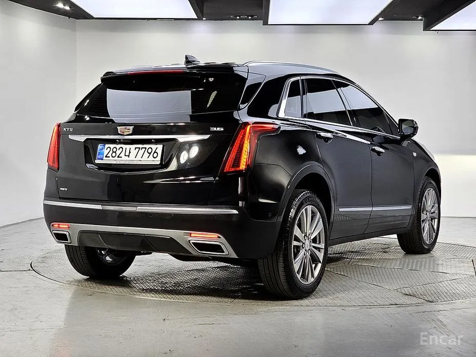 2016 Cadillac XT5