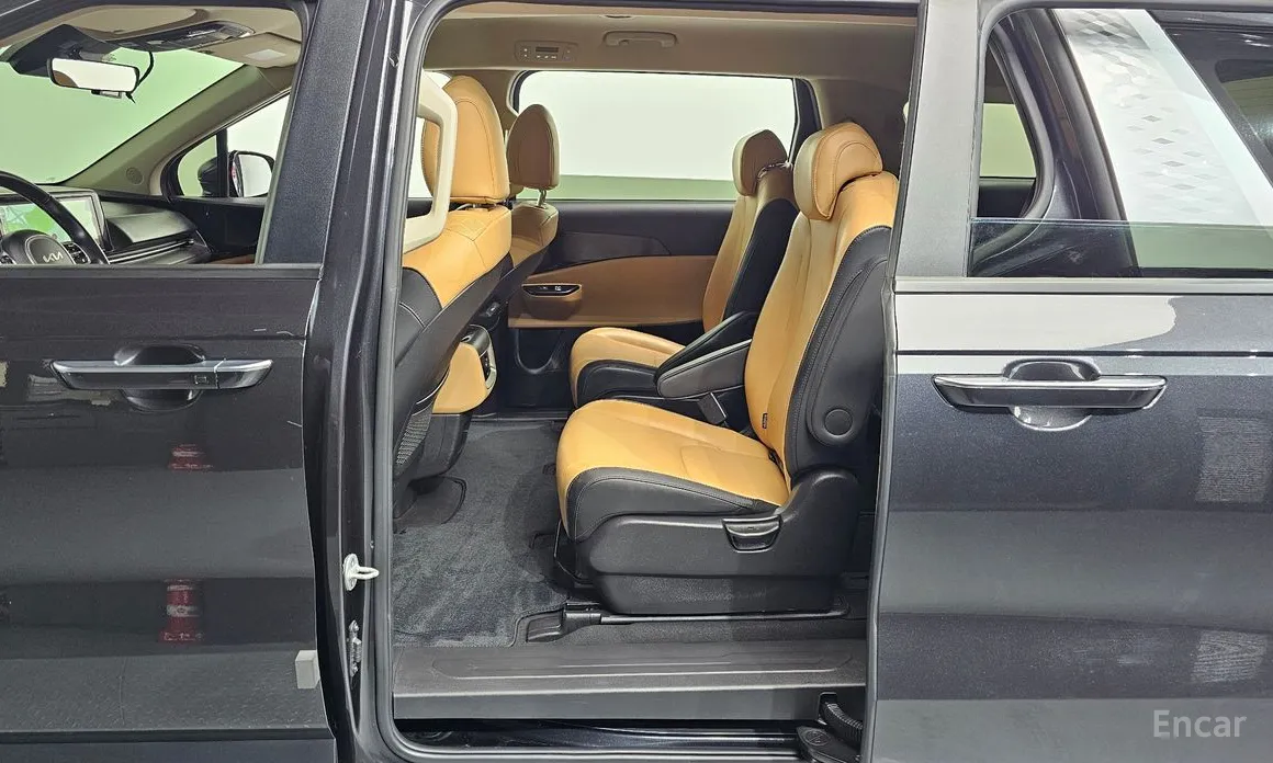 Zdjęcie 11 - Kia Carnival