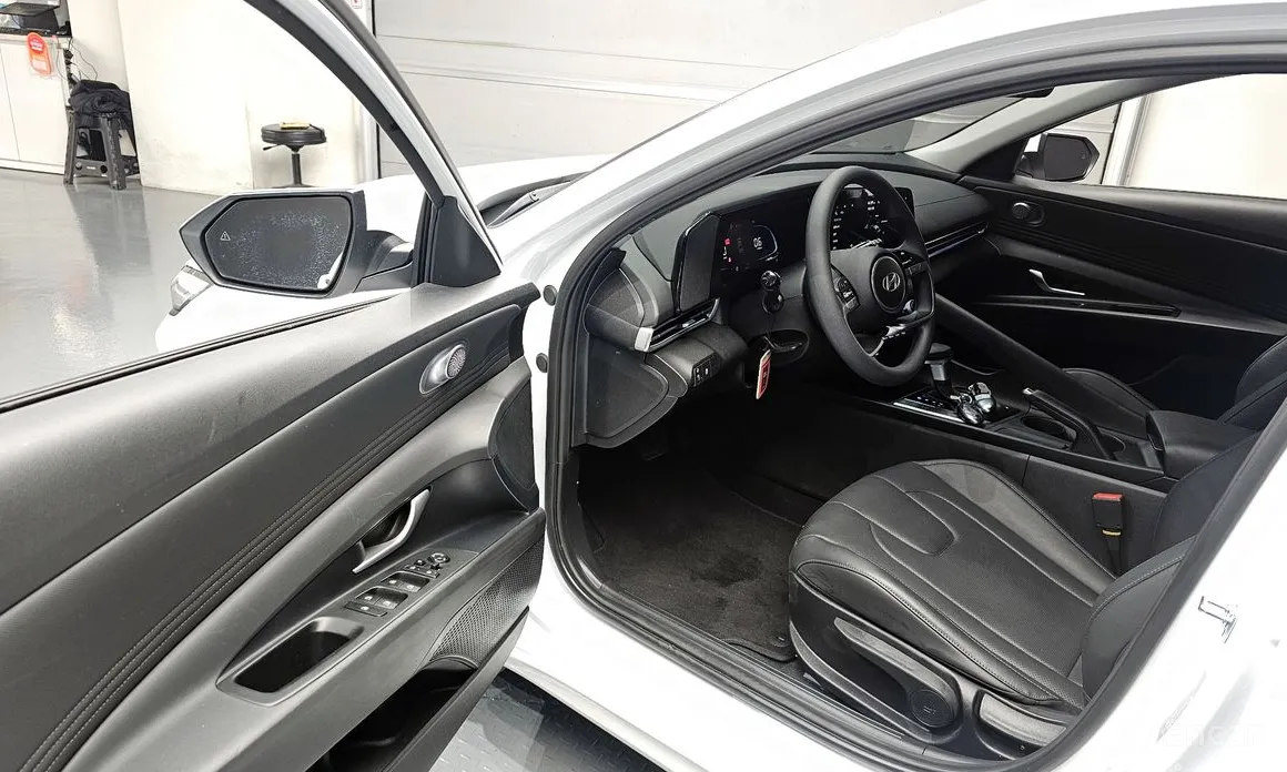 Hyundai Avante 2023 1.6