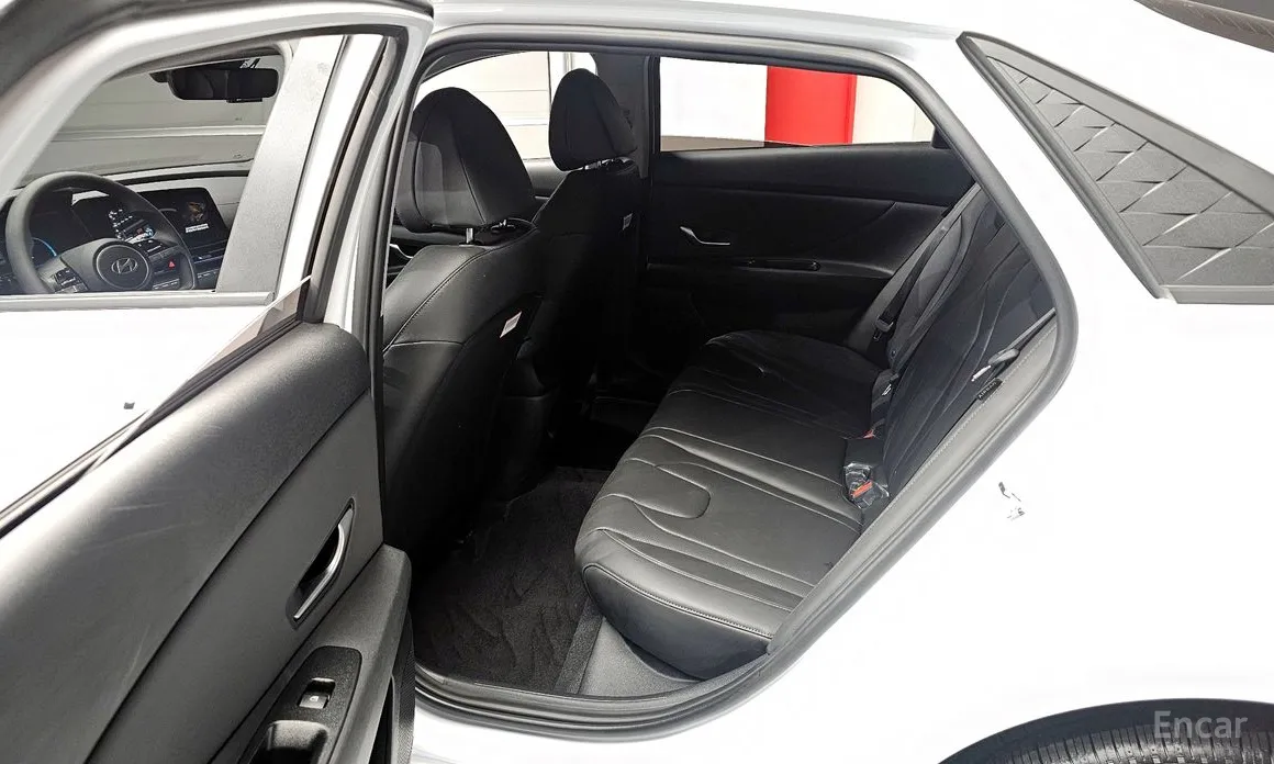 Hyundai Avante 2023 1.6