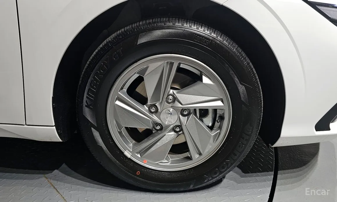 Hyundai Avante 2023 1.6