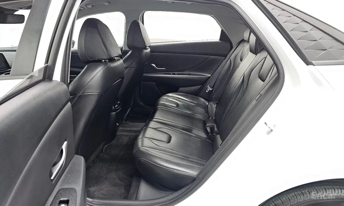Hyundai Avante 2023 1.6