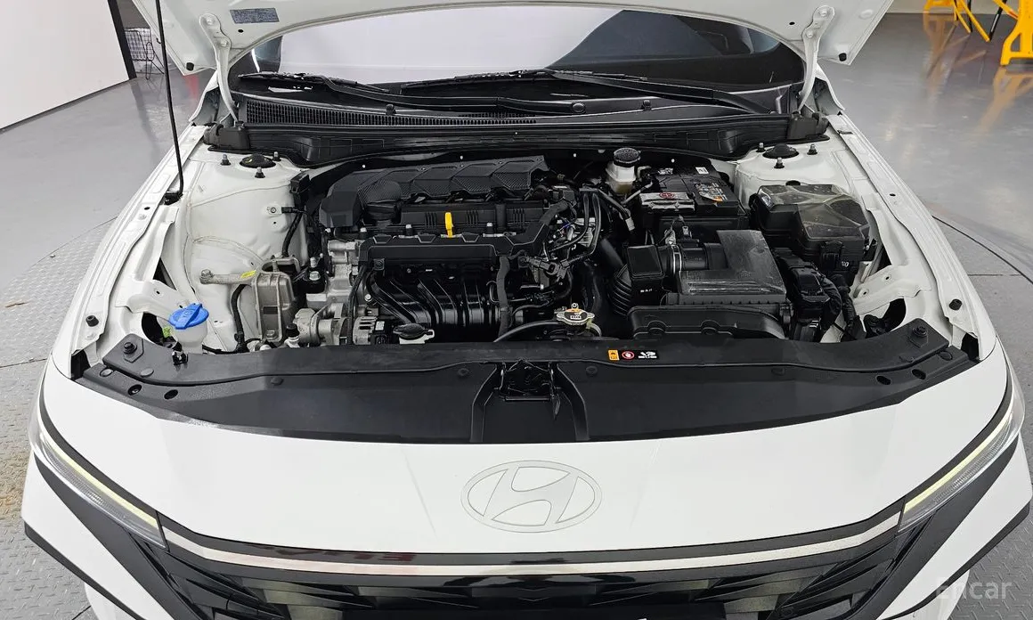 Hyundai Avante 2023 1.6