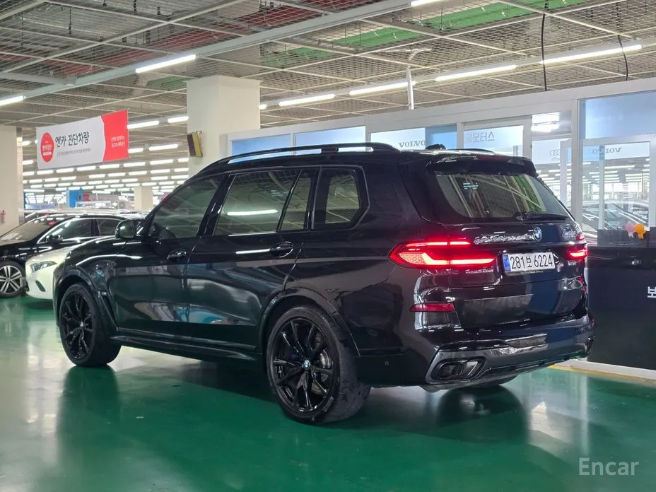 Фото 2 - BMW X7