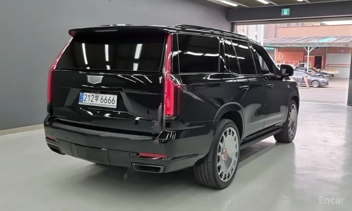 Cadillac Escalade 2021 6.2