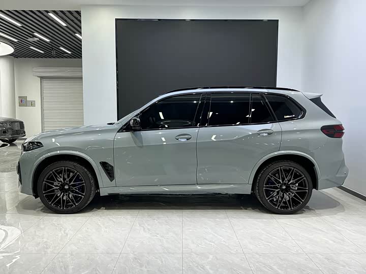 BMW X5 M 2023 2023款 X5 M 雷霆版