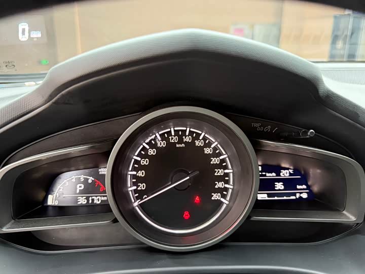 Mazda CX-4 2021 2021款 2.0L 自动两驱蓝天活力版