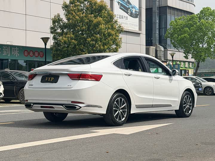 Geely Emgrand GT 2021 2021款 1.8T 领航版+