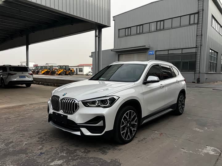 Фото 1 - BMW X1
