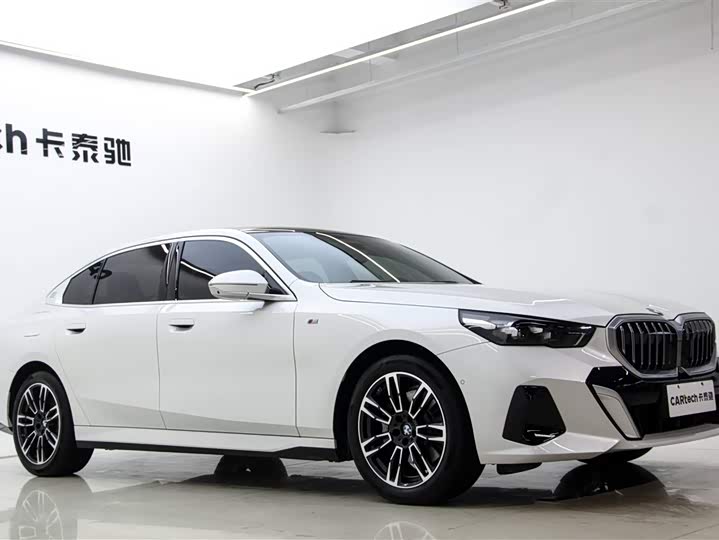 Zdjęcie 3 - BMW 5 Series