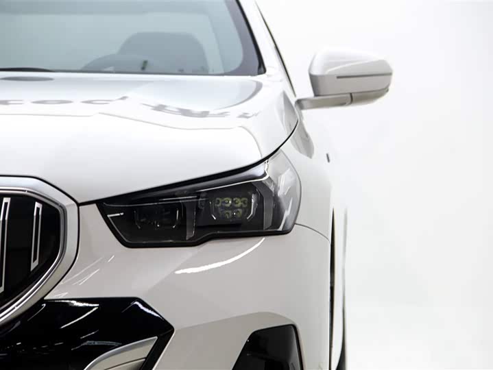 Zdjęcie 9 - BMW 5 Series