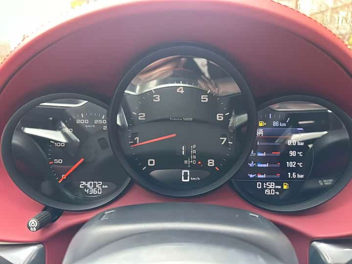 Zdjęcie 6 - Porsche 718