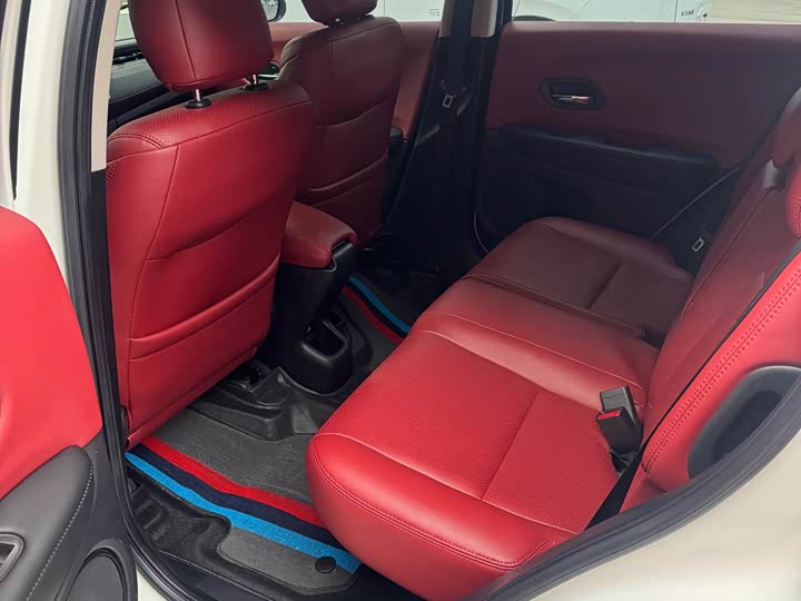 Photo 8 - Honda Vezel
