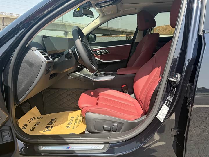 BMW 3 Series 2025 2025款 330Li M运动曜夜套装