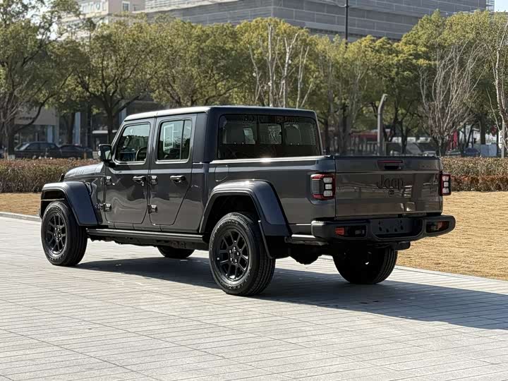 Jeep Gladiator 2023 2023款 3.6L Overland