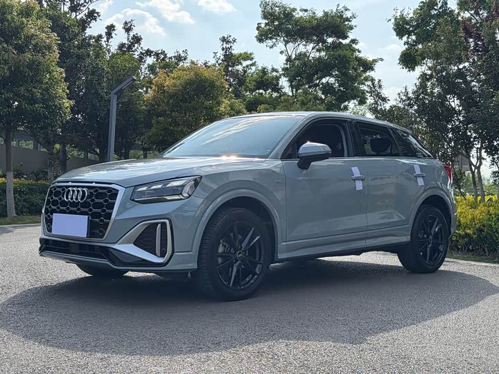 Фото 1 - Audi Q2L