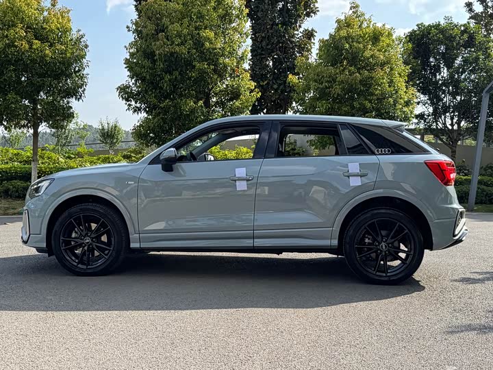 Фото 4 - Audi Q2L
