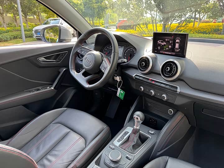 Фото 9 - Audi Q2L