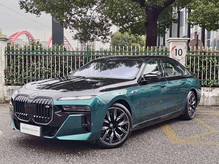 BMW i7 2023 2023款 M70L