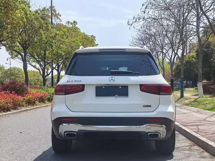 Mercedes-Benz GLB-Class 2022 2022款 改款二 GLB 200 时尚型