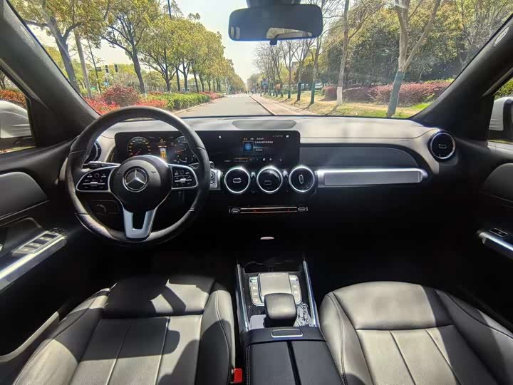 Mercedes-Benz GLB-Class 2022 2022款 改款二 GLB 200 时尚型