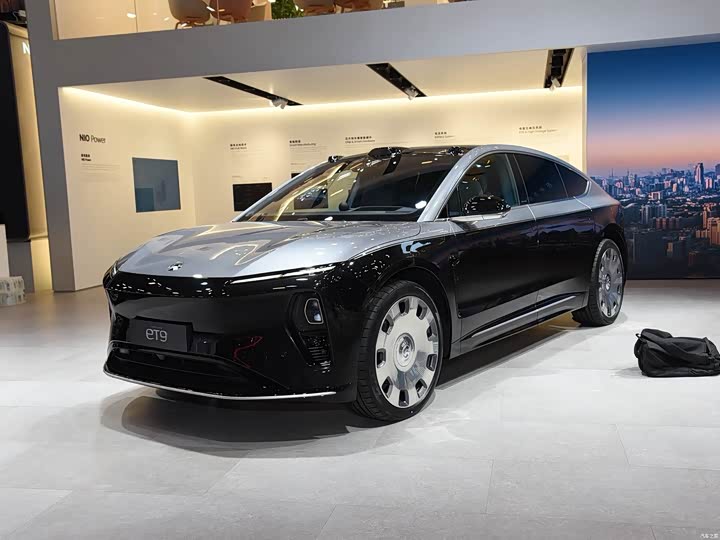 2025 Nio ET9