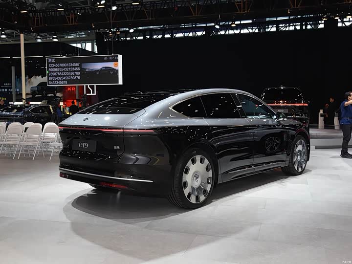 2025 Nio ET9