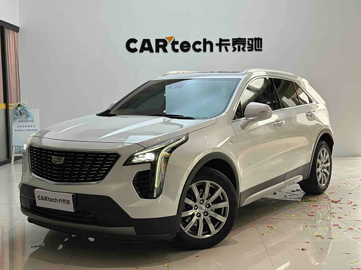 Фото 1 - Cadillac XT4
