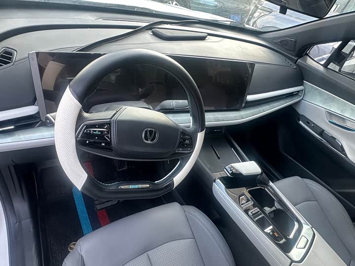 Changan UNI-T 2023 2023款 第二代 1.5T 尊贵型