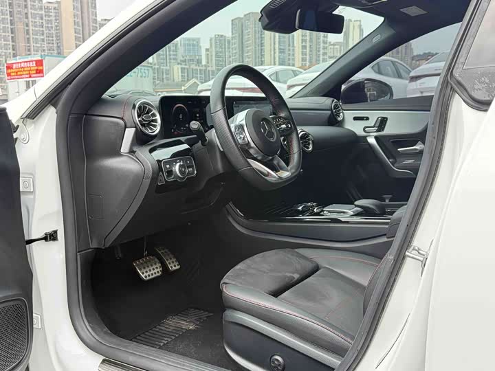 Mercedes-Benz CLA-Class 2021 2021款 CLA 200 4MATIC