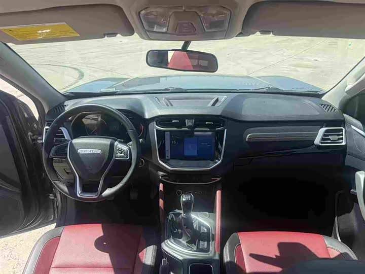 Maxus T70 2022 2022款 2.0T手动柴油两驱五周年纪念版精英版长箱平底