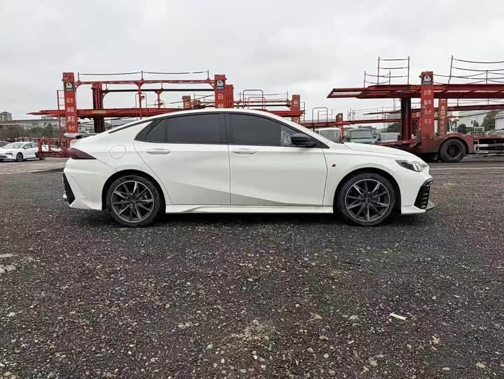 GAC Trumpchi Empow R 2025 2025款 270T DCT 影豹R-Style劲享版