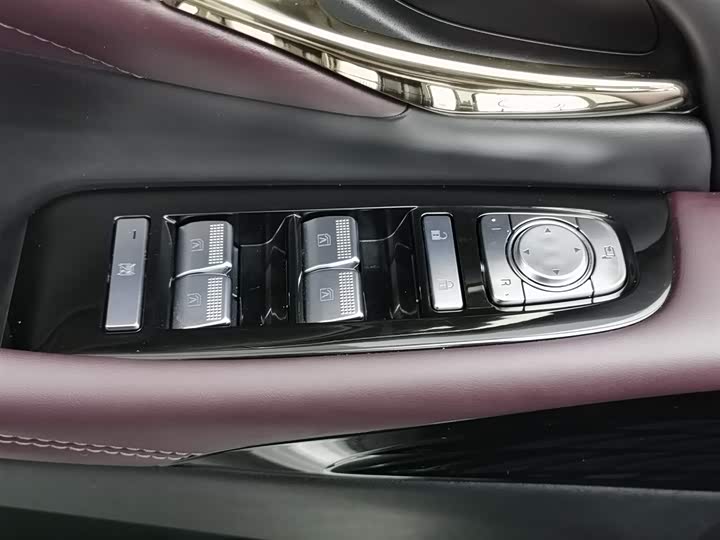 GAC Trumpchi M8 2024 2024款 大师系列 400T 至尊版
