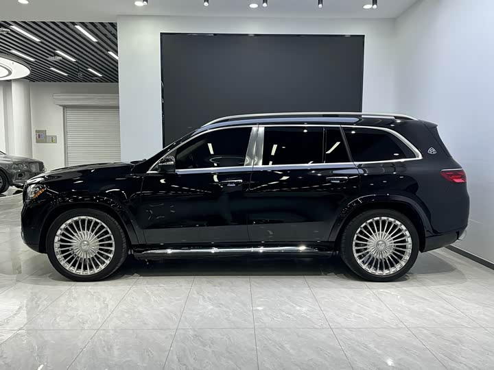 2025 Mercedes-Benz Maybach GLS