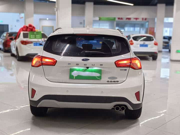 Ford Focus Active 2021 2021款 EcoBoost 180 自动劲潮型