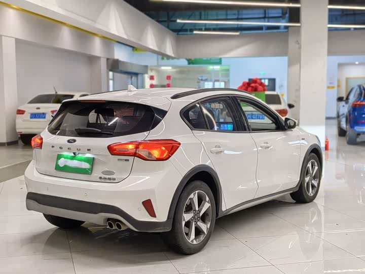 Ford Focus Active 2021 2021款 EcoBoost 180 自动劲潮型