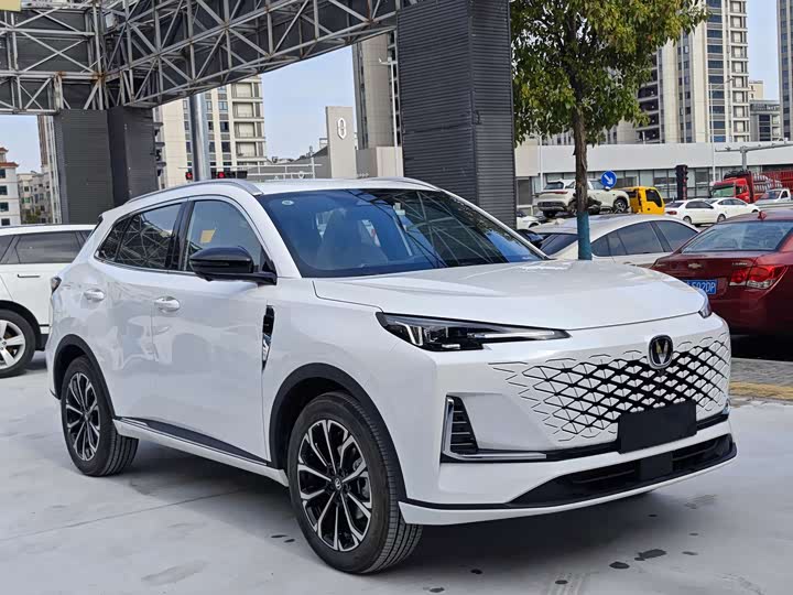 Changan CS55 Plus Hybrid 2025 2025款 智慧新蓝鲸 125km 战舰版
