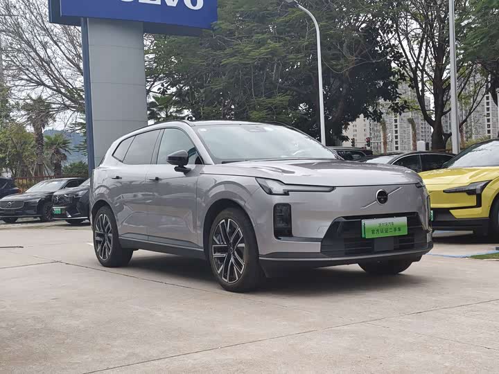 Volvo XC70 Hybrid 2026 2026款 四驱超长续航Plus