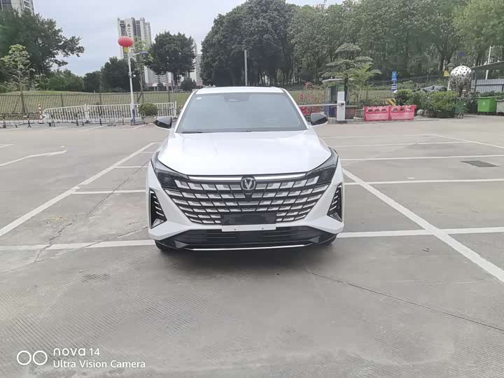 Changan UNI-Z Hybrid 2024 2024款 蓝鲸智电iDD 125km 卓越型