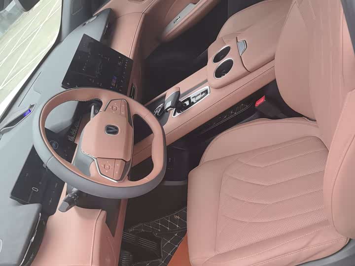 Changan UNI-Z Hybrid 2024 2024款 蓝鲸智电iDD 125km 卓越型