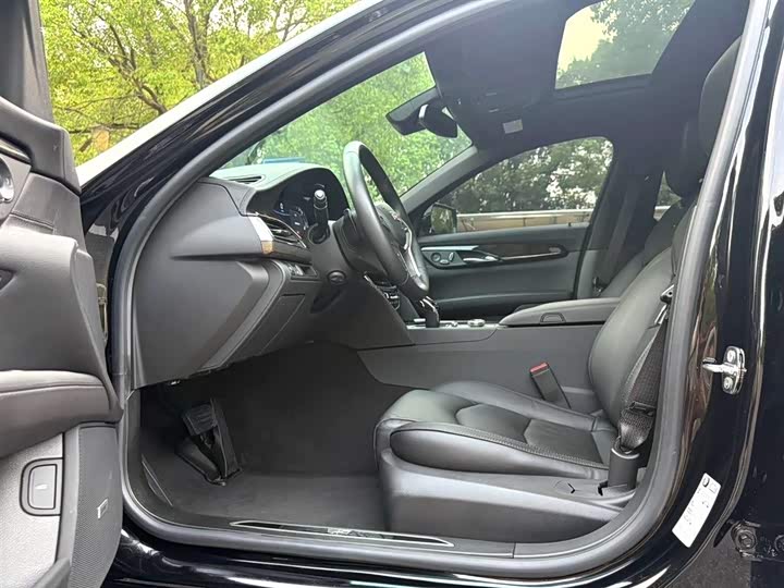 Фото 7 - Cadillac CT6