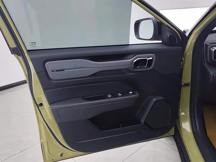 Geely Cowboy 2025 2025款 1.5TD 趣野版