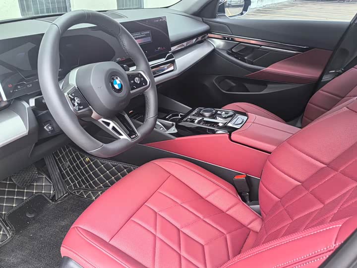 BMW 5 Series 2026 2026款 525Li M运动套装