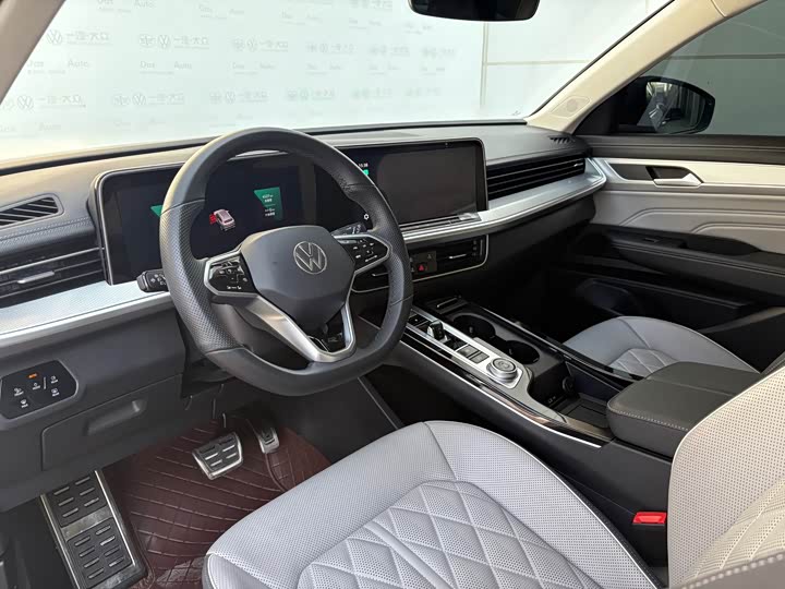Volkswagen Tavendor 2024 2024款 380TSI 四驱R-Line巡游版