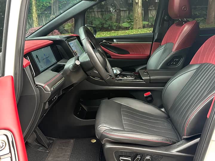 GAC Trumpchi E9 2023 2023款 E9 宗师
