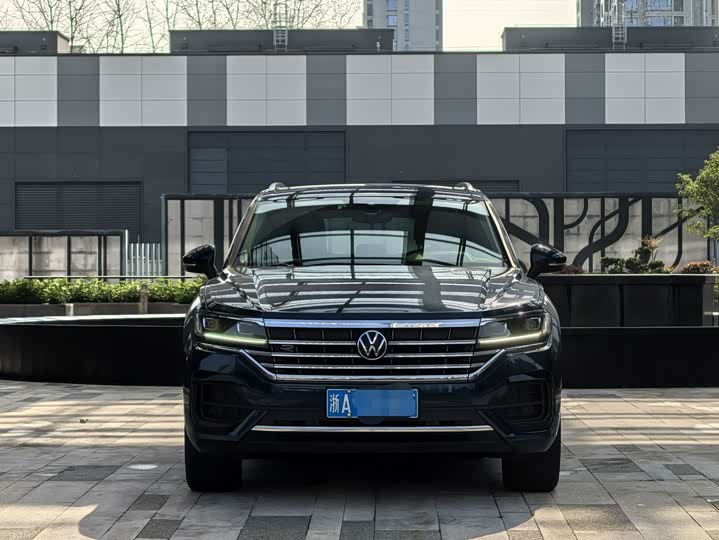 Volkswagen Touareg 2022 2022款 2.0TSI 锐尚版