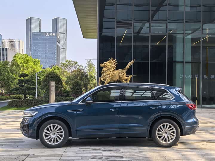 Volkswagen Touareg 2022 2022款 2.0TSI 锐尚版