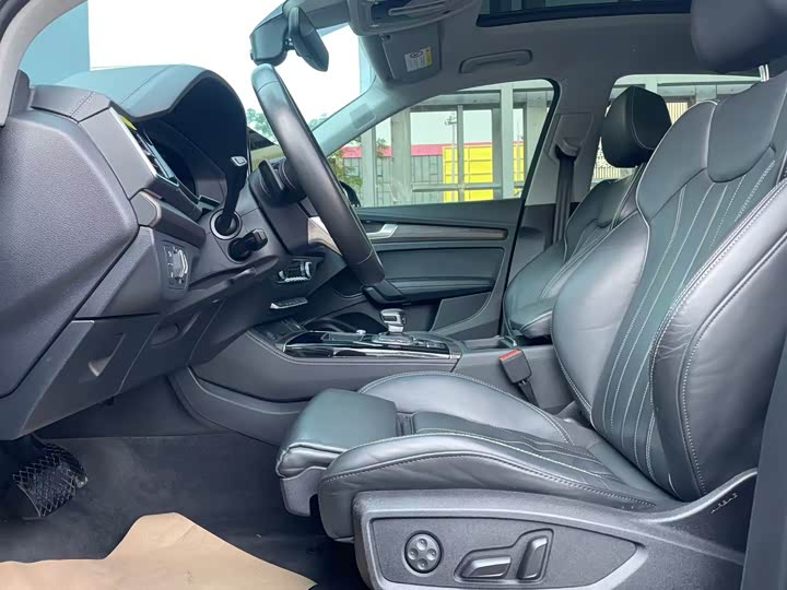 Audi Q5L 2021 2021款 45 TFSI 臻选动感型